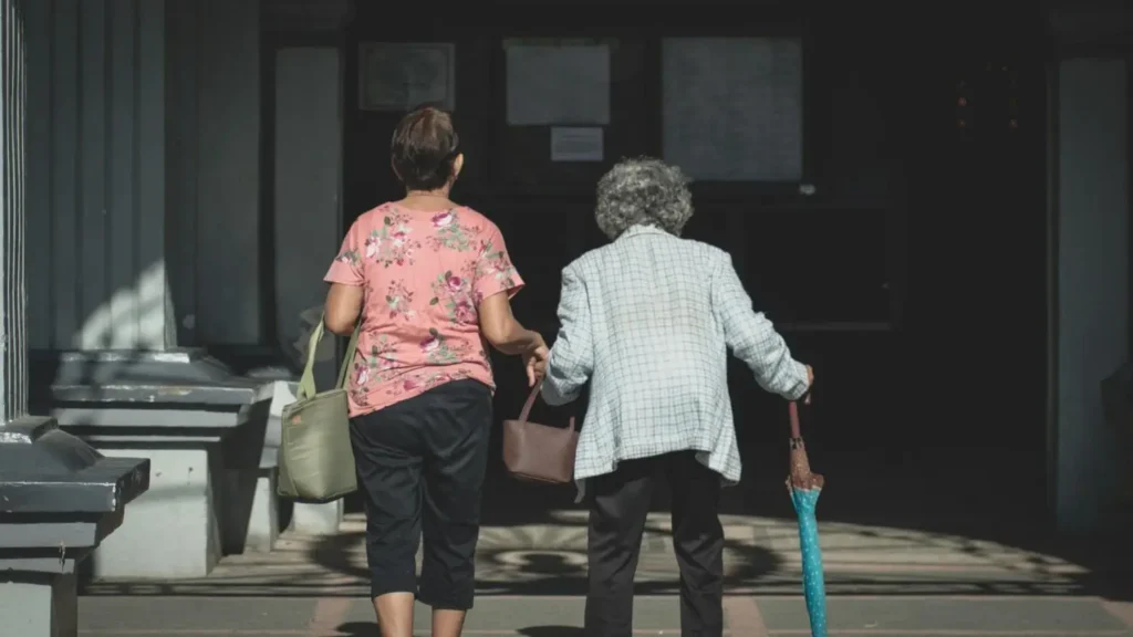 memory care vs assisted living guide